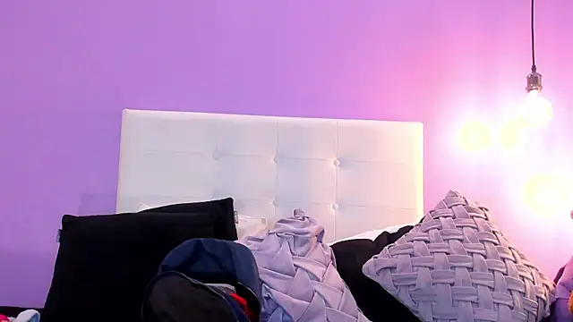 Charlotte11-11 online show from September 12, 2025, 2:28 pm