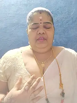 tamilthanushri online show from November 10, 2025, 5:50 am