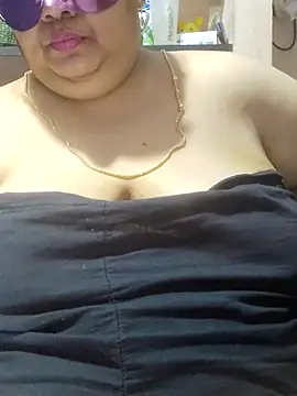 tamilthanushri online show from April 4, 2026, 7:55 pm