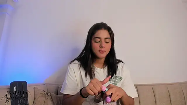 Snapshot of natalia_aguirre1 chatting on November 19, 2025, 12:05 pm natalia aguirre1 online show from November 19, 2025, 12:05 pm