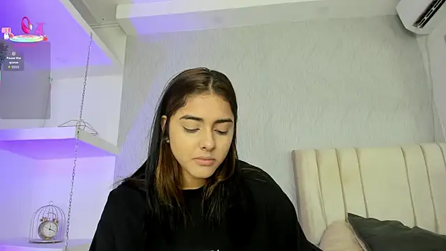 Snapshot of natalia_aguirre1 chatting on January 15, 2026, 12:10 pm natalia aguirre1 online show from January 15, 2026, 12:10 pm