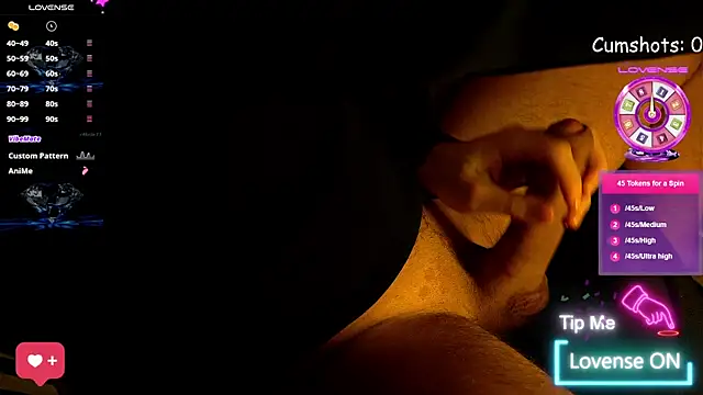 coupleofficial online show from February 5, 2025, 11:06 pm