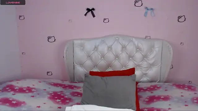 BrinaON online show from February 18, 2025, 11:08 pm