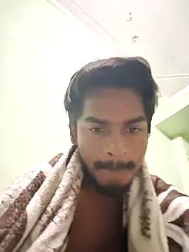 Snapshot of Vamshihyd chatting on July 11, 2026, 1:41 am Vamshihyd online show from July 11, 2026, 1:41 am