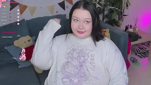 LilyBelll online show from September 25, 2025, 5:05 pm