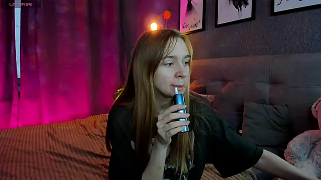 Lesi Moonie01 online show from November 2, 2025, 9:11 am