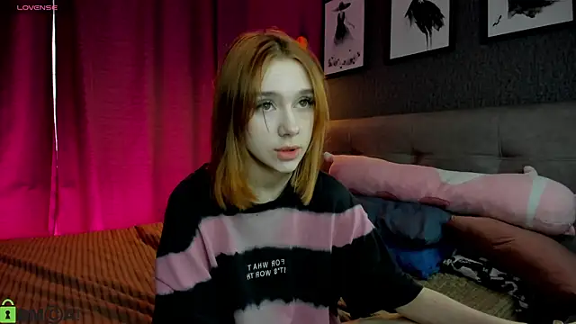 Lesi Moonie01 online show from May 11, 2026, 9:04 am