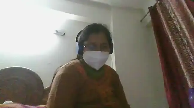 cutiecatty21 online show from December 26, 2024, 4:47 pm