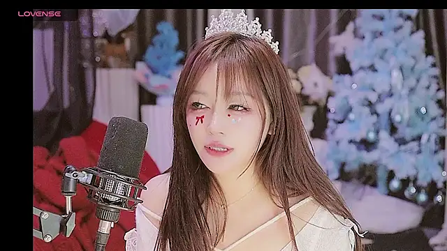 Snapshot of Missy_Nana21 chatting on December 28, 2024, 7:22 pm Missy Nana21 online show from December 28, 2024, 7:22 pm