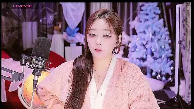 Snapshot of Missy_Nana21 chatting on January 4, 2025, 4:11 pm Missy Nana21 online show from January 4, 2025, 4:11 pm