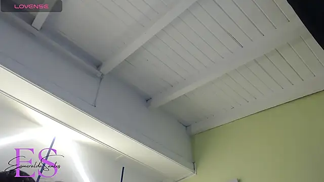 EsmeraldaSantoss online show from December 22, 2024, 12:49 pm