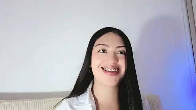 Snapshot of Sweet-Sophiee chatting on July 21, 2026, 1:08 am Sweet-Sophiee online show from July 21, 2026, 1:08 am