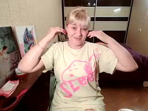 Lia Laguna77 online show from October 17, 2025, 6:21 pm