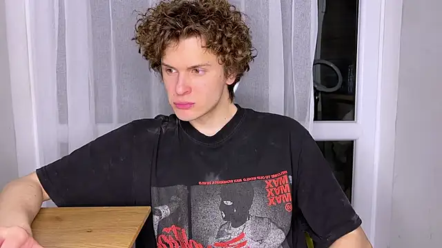 alyx garden online show from March 31, 2026, 7:36 pm