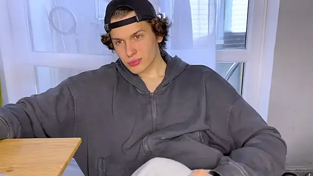 alyx garden online show from April 18, 2026, 9:13 am