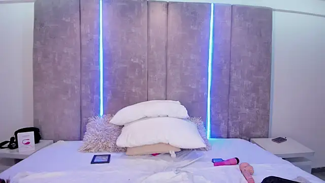 MaxiRogers online show from February 11, 2025, 10:50 pm