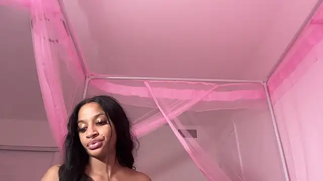 shandiloveslemonss online show from December 1, 2025, 11:15 am