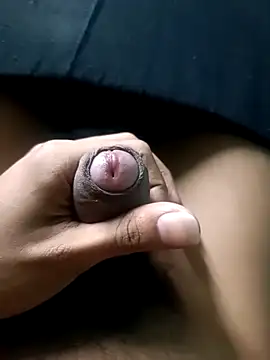 AloneDick online show from December 22, 2025, 10:01 am