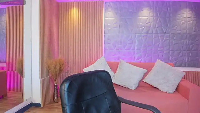 Snapshot of Laurent_Williams chatting on March 10, 2025, 11:16 pm Laurent Williams online show from March 10, 2025, 11:16 pm