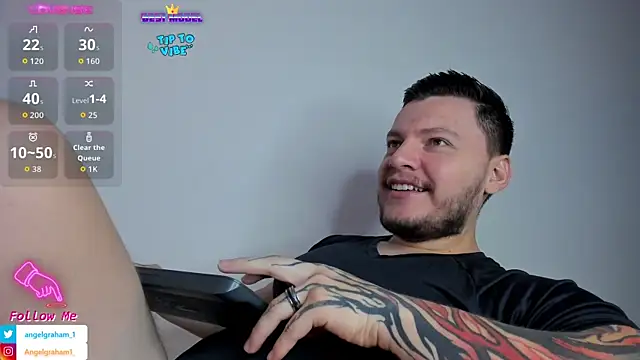 Snapshot of Angelgraham_1 chatting on May 20, 2026, 3:29 pm Angelgraham 1 online show from May 20, 2026, 3:29 pm
