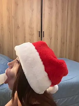 carolynnetrujillo online show from December 31, 2024, 4:27 am