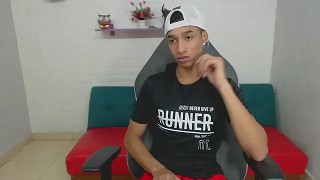 jose sexycumm online show from February 17, 2025, 7:21 pm