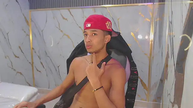 jose sexycumm online show from September 17, 2025, 6:42 pm