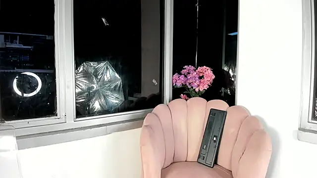 Megan Lim online show from January 11, 2025, 10:29 am