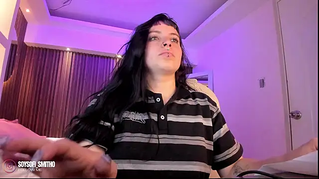 Snapshot of Lucy_Smith2 chatting on February 13, 2026, 3:46 am Lucy Smith2 online show from February 13, 2026, 3:46 am