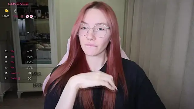 littlevildevil online show from October 15, 2025, 10:59 am