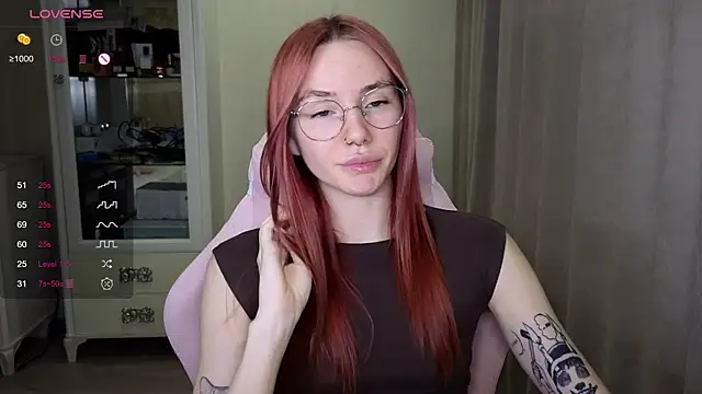 littlevildevil online show from October 18, 2025, 11:00 am