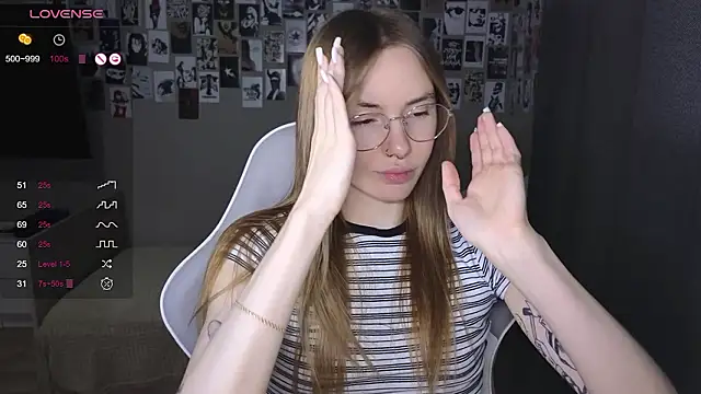 littlevildevil online show from March 23, 2026, 10:41 am