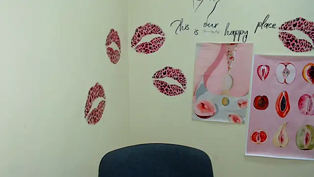 MademoiselleCl online show from March 4, 2025, 7:30 am