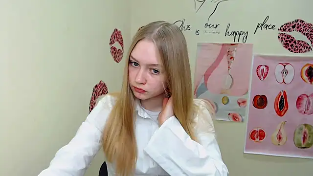 MademoiselleCl online show from March 8, 2025, 7:27 am