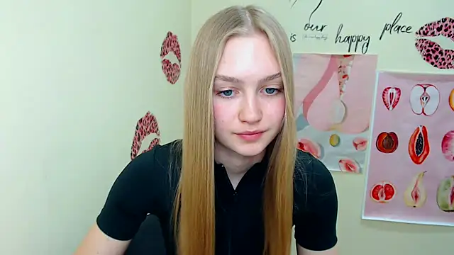 MademoiselleCl online show from March 15, 2025, 1:51 pm