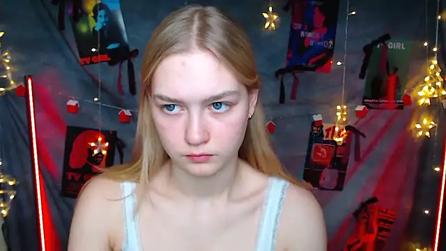 MademoiselleCl online show from January 6, 2026, 1:26 pm