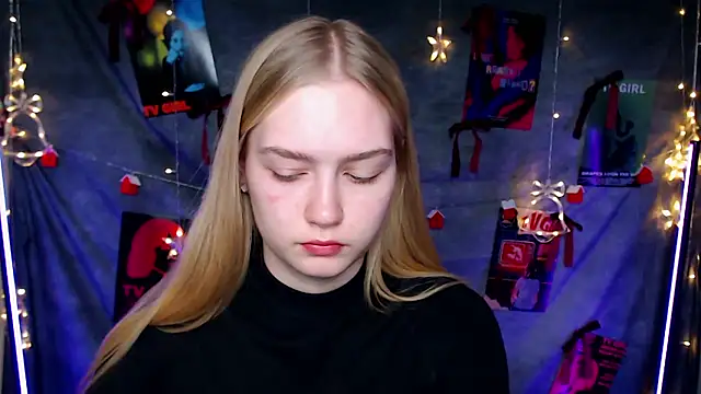 MademoiselleCl online show from January 12, 2026, 7:08 pm