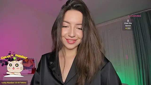 Oh My Dianee online show from March 6, 2025, 7:25 am