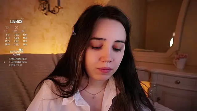 Snapshot of GillianDowdey chatting on October 24, 2025, 2:52 am GillianDowdey online show from October 24, 2025, 2:52 am