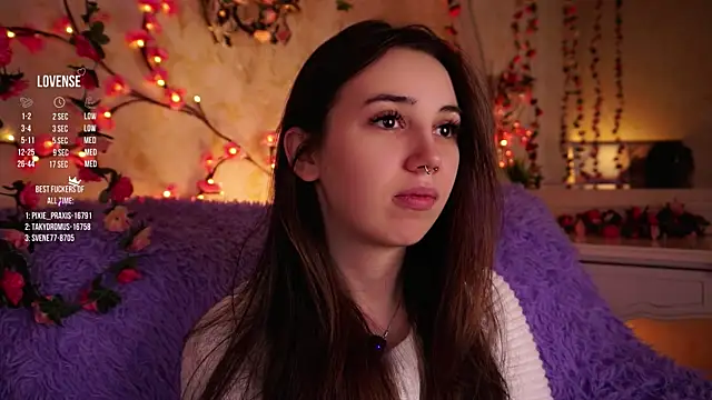 GillianDowdey online show from December 19, 2025, 2:51 am