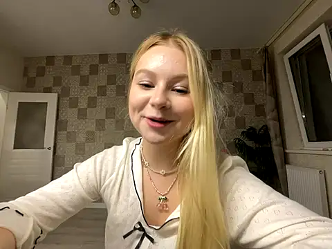 Snapshot of baby_lianaa chatting on October 9, 2025, 5:22 pm baby lianaa online show from October 9, 2025, 5:22 pm