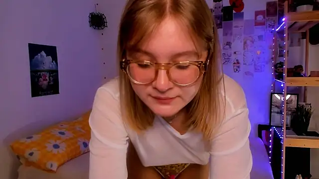 Snapshot of leazy_peazy chatting on November 28, 2025, 7:11 am leazy peazy online show from November 28, 2025, 7:11 am