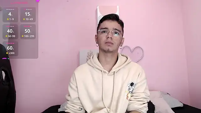 Ian Castillo  online show from December 27, 2024, 11:17 am