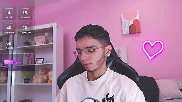 Ian Castillo  online show from January 24, 2025, 11:26 am