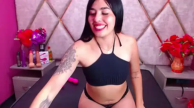 Mia Charlothe online show from February 19, 2025, 2:55 am