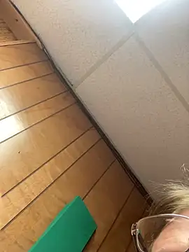 Tonybaloney1972 online show from February 10, 2025, 11:34 pm