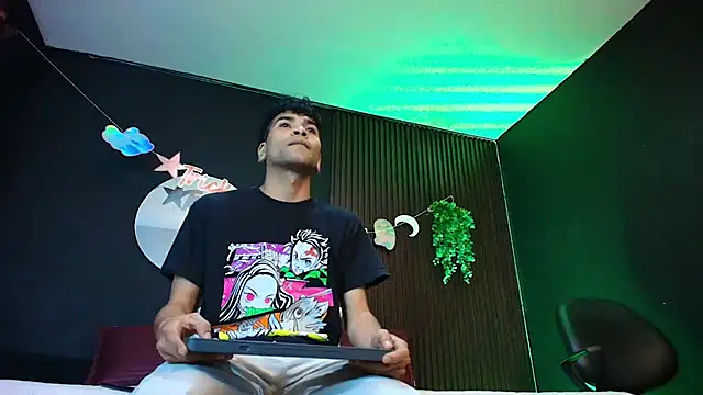 Aaron Jassell1 online show from October 28, 2025, 2:48 am