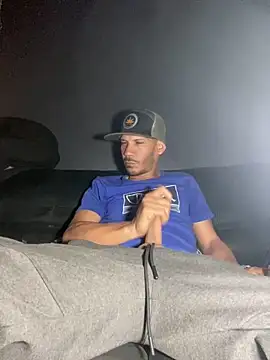 Snapshot of Chico_Bellaco chatting on May 15, 2026, 4:19 am Chico Bellaco online show from May 15, 2026, 4:19 am