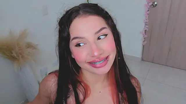 Mia adams66 online show from October 3, 2025, 6:05 pm