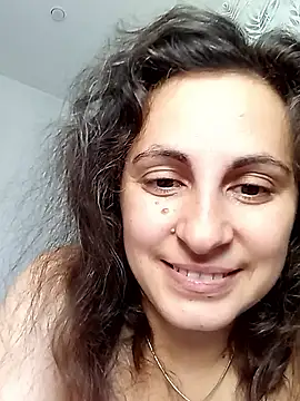 ShelaDiass online show from October 12, 2025, 4:44 am